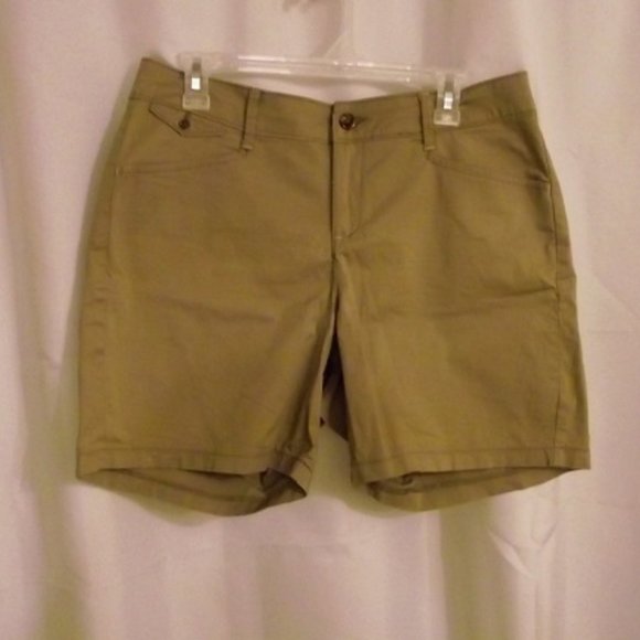 LEE Natural Fit Women's Shorts, Med, Tan - Picture 6 of 7